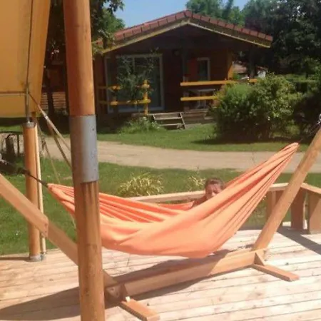 Confortable Avec Terrasse Pour 4 Personnes - Api-1-52-593 Lempdes sur Allagnon